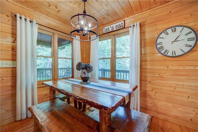 46 Floral Court, Ellijay, GA 30540