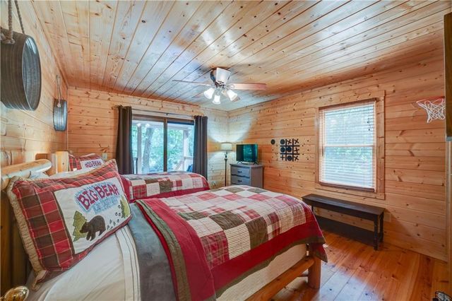 46 Floral Court, Ellijay, GA 30540