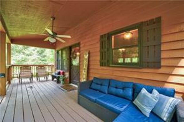 46 Floral Court, Ellijay, GA 30540