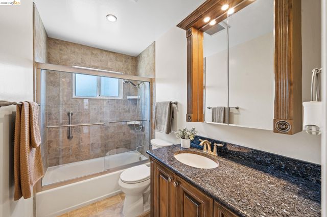 8796 Bandon Dr, Dublin, CA 94568