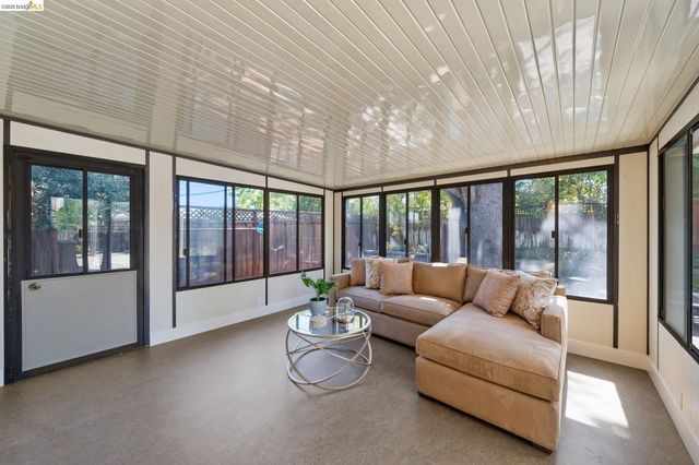 8796 Bandon Dr, Dublin, CA 94568