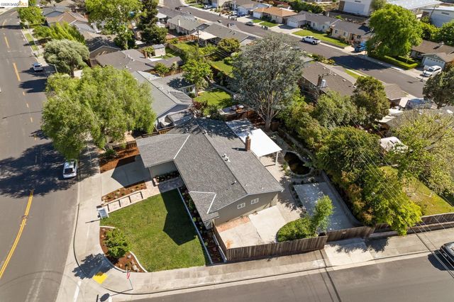 8796 Bandon Dr, Dublin, CA 94568
