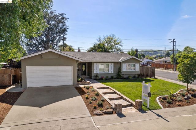 8796 Bandon Dr, Dublin, CA 94568