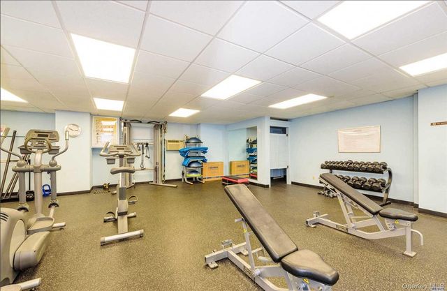 25 Neptune Boulevard 4F, Long Beach, NY 11561