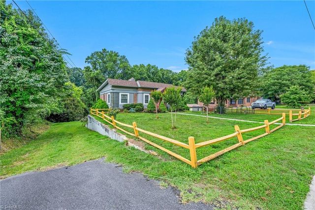 211 N Bridge Street, Jonesville, NC 28642