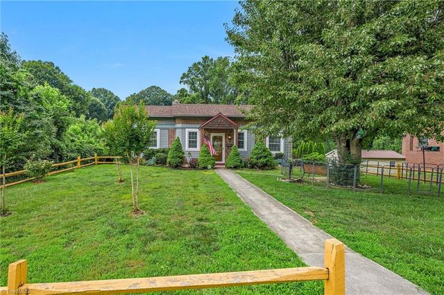 211 N Bridge Street, Jonesville, NC 28642