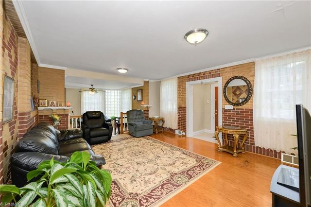 211 N Bridge Street, Jonesville, NC 28642