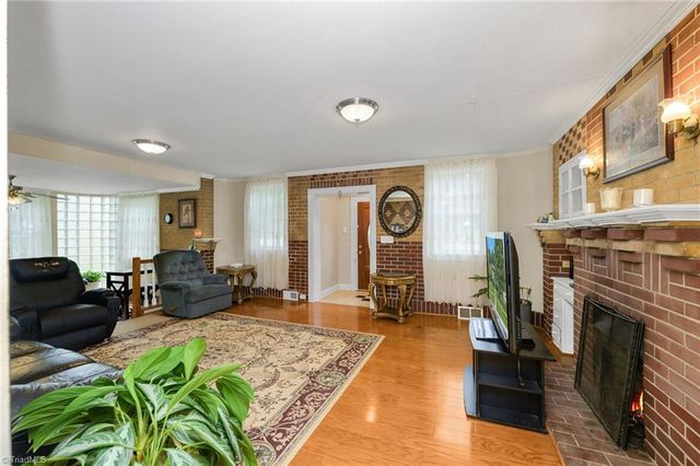 211 N Bridge Street, Jonesville, NC 28642