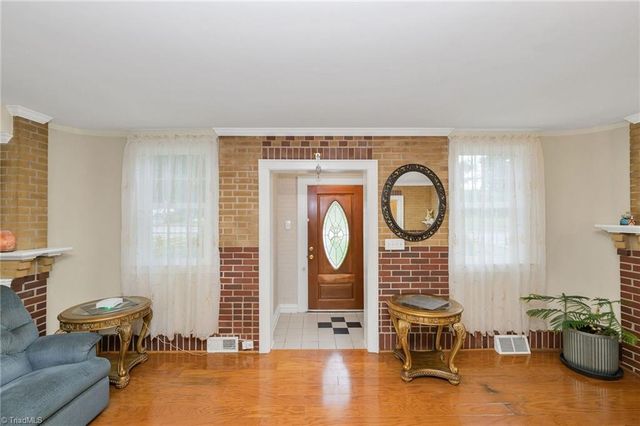 211 N Bridge Street, Jonesville, NC 28642