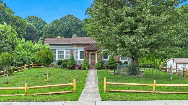 211 N Bridge Street, Jonesville, NC 28642