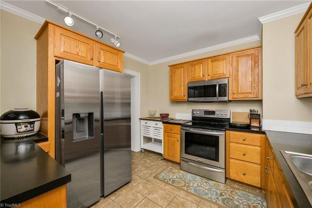 211 N Bridge Street, Jonesville, NC 28642