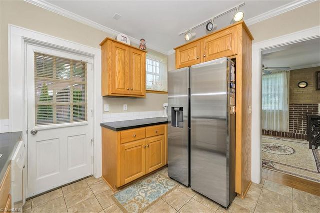 211 N Bridge Street, Jonesville, NC 28642