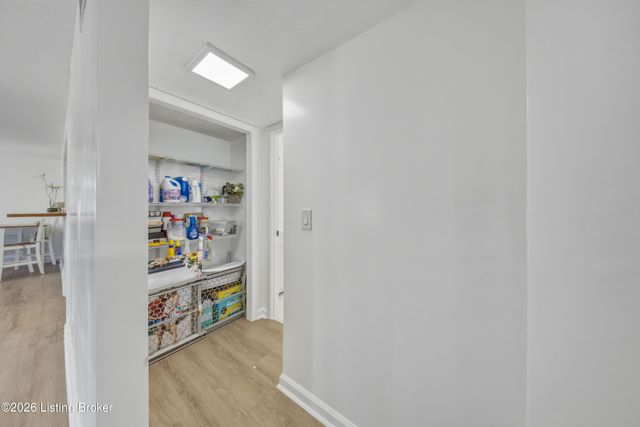 7005 Ethan Allen Way, Louisville, KY 40272