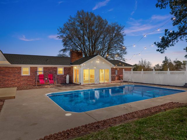 125 Goforth Road, Campobello, SC 29322