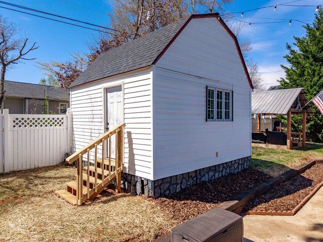 125 Goforth Road, Campobello, SC 29322