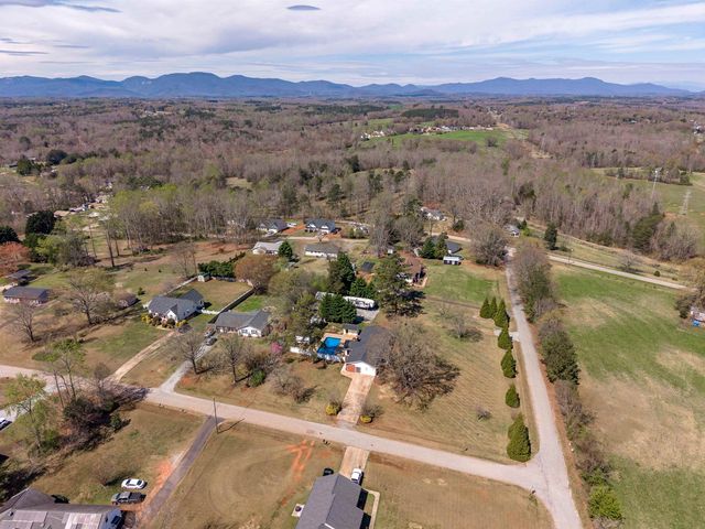 125 Goforth Road, Campobello, SC 29322