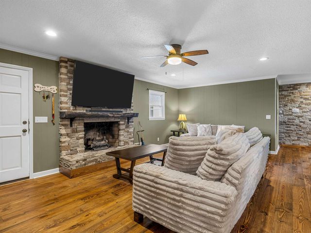 125 Goforth Road, Campobello, SC 29322