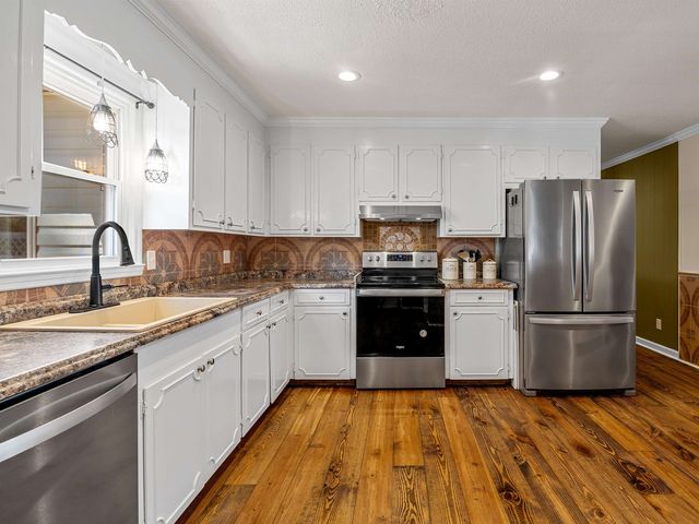 125 Goforth Road, Campobello, SC 29322