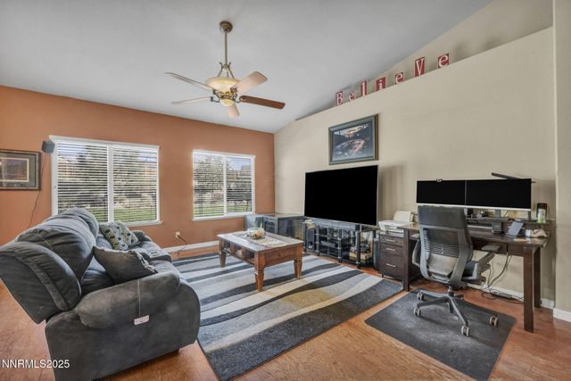 20999 Cameron Court, Reno, NV 89508