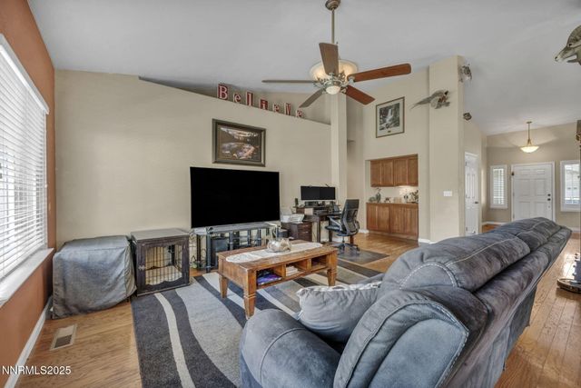 20999 Cameron Court, Reno, NV 89508