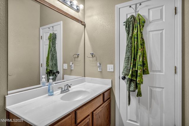 20999 Cameron Court, Reno, NV 89508