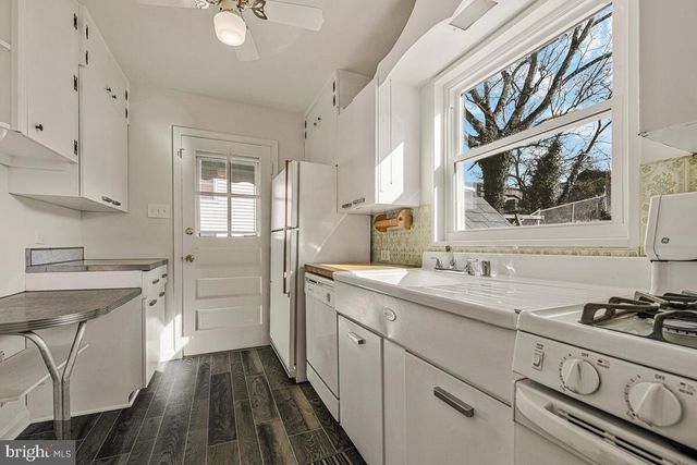 4803 STOCKTON LN, Hyattsville, MD 20784