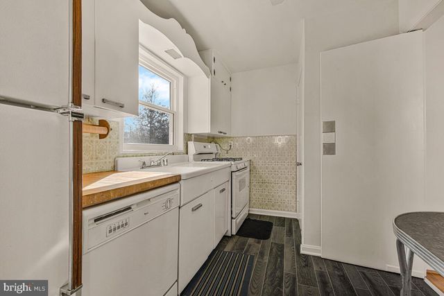 4803 STOCKTON LN, Hyattsville, MD 20784