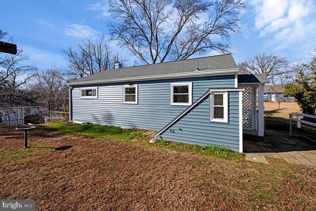 4803 STOCKTON LN, Hyattsville, MD 20784