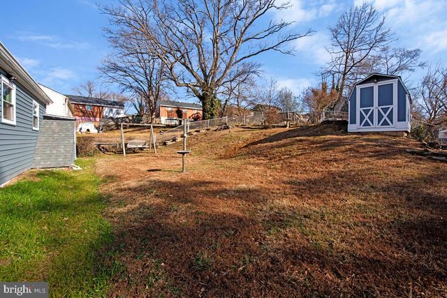 4803 STOCKTON LN, Hyattsville, MD 20784