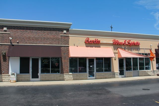 8300 Cermak Road, North Riverside, IL 60546