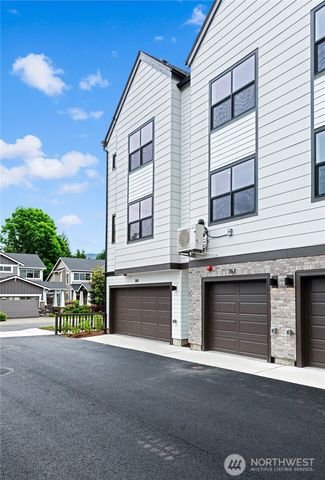 767 7th Avenue NW, Issaquah, WA 98027