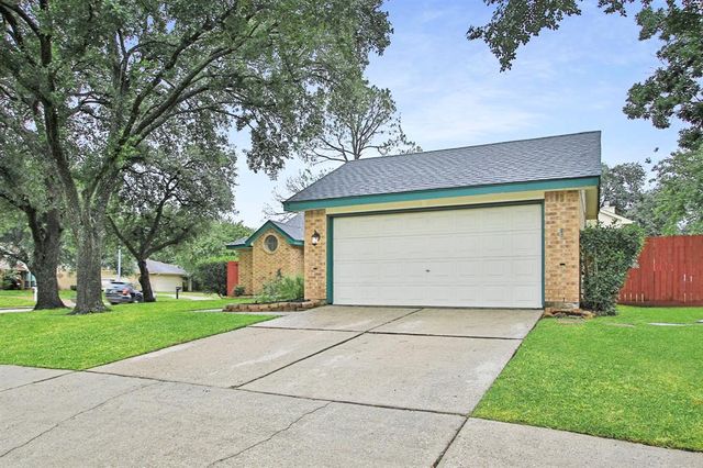 9803 Haverdown Drive, Houston, TX 77065