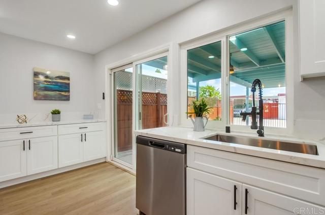 3839 Vista Campana 6, Oceanside, CA 92057