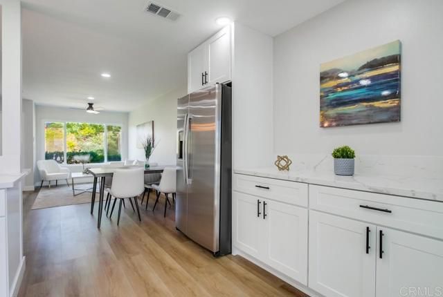 3839 Vista Campana 6, Oceanside, CA 92057