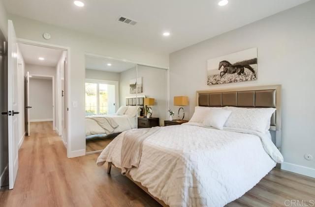 3839 Vista Campana 6, Oceanside, CA 92057