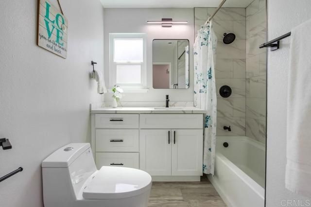 3839 Vista Campana 6, Oceanside, CA 92057