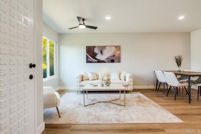 3839 Vista Campana 6, Oceanside, CA 92057