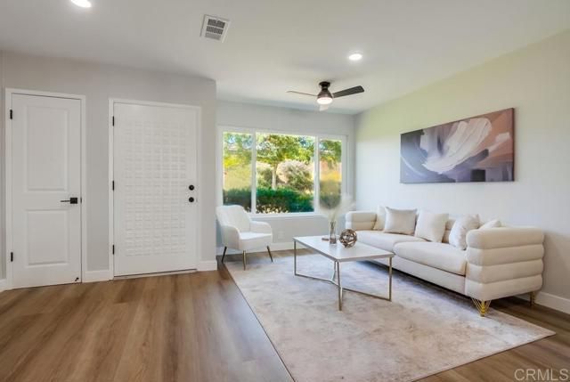 3839 Vista Campana 6, Oceanside, CA 92057