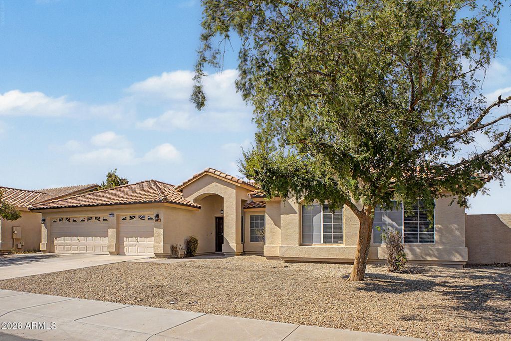 7146 W VOLTAIRE Avenue, Peoria, AZ 85381 — photo 3
