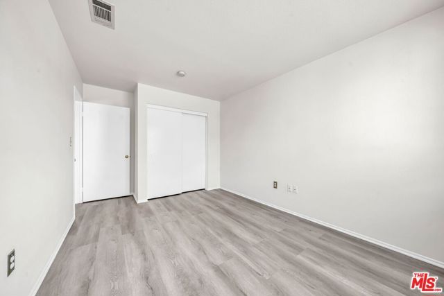 820 W Compton Boulevard 17, Compton, CA 90220