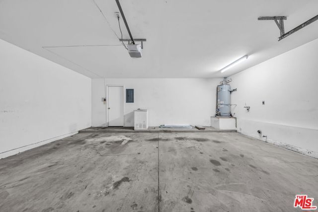 820 W Compton Boulevard 17, Compton, CA 90220