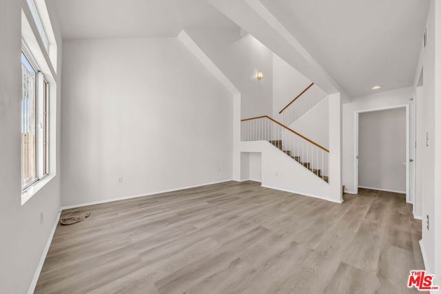 820 W Compton Boulevard 17, Compton, CA 90220