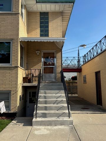 6401 W 52nd Street 2, Chicago, IL 60638