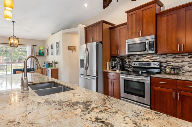 8200 CLEVELAND DRIVE, Punta Gorda, FL 33982