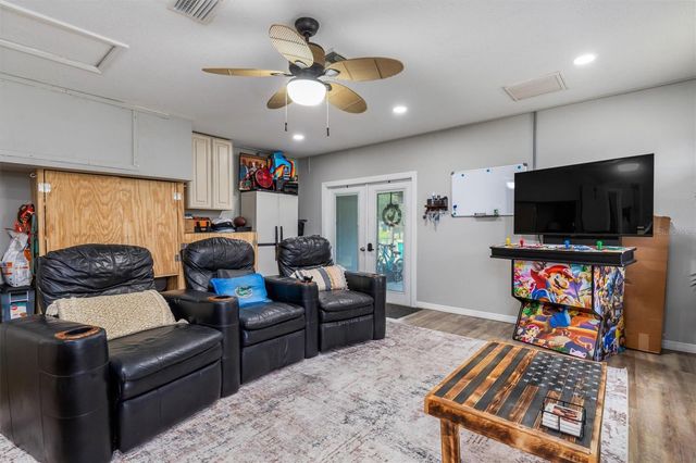 8200 CLEVELAND DRIVE, Punta Gorda, FL 33982