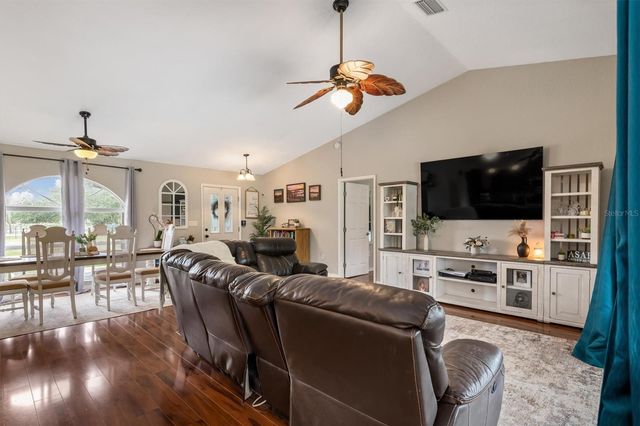 8200 CLEVELAND DRIVE, Punta Gorda, FL 33982
