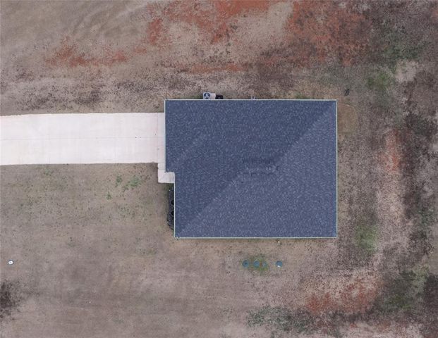 5568 Bent Creek Road, Shawnee, OK 74804