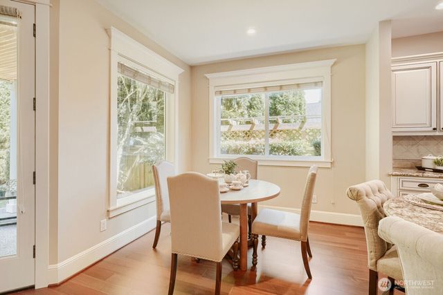 13042 NE 8th Street, Bellevue, WA 98005