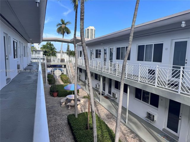 7430 Byron Ave 7A, Miami Beach, FL 33141