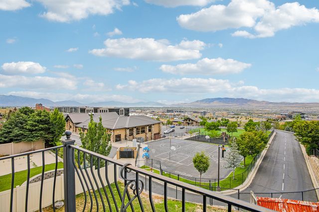 1889 N WOODVIEW DR, Lehi, UT 84048